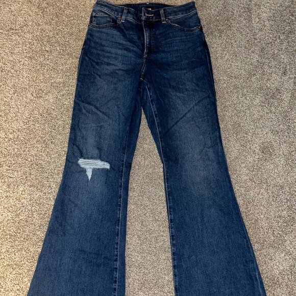 Jeans - Picture 1 of 2